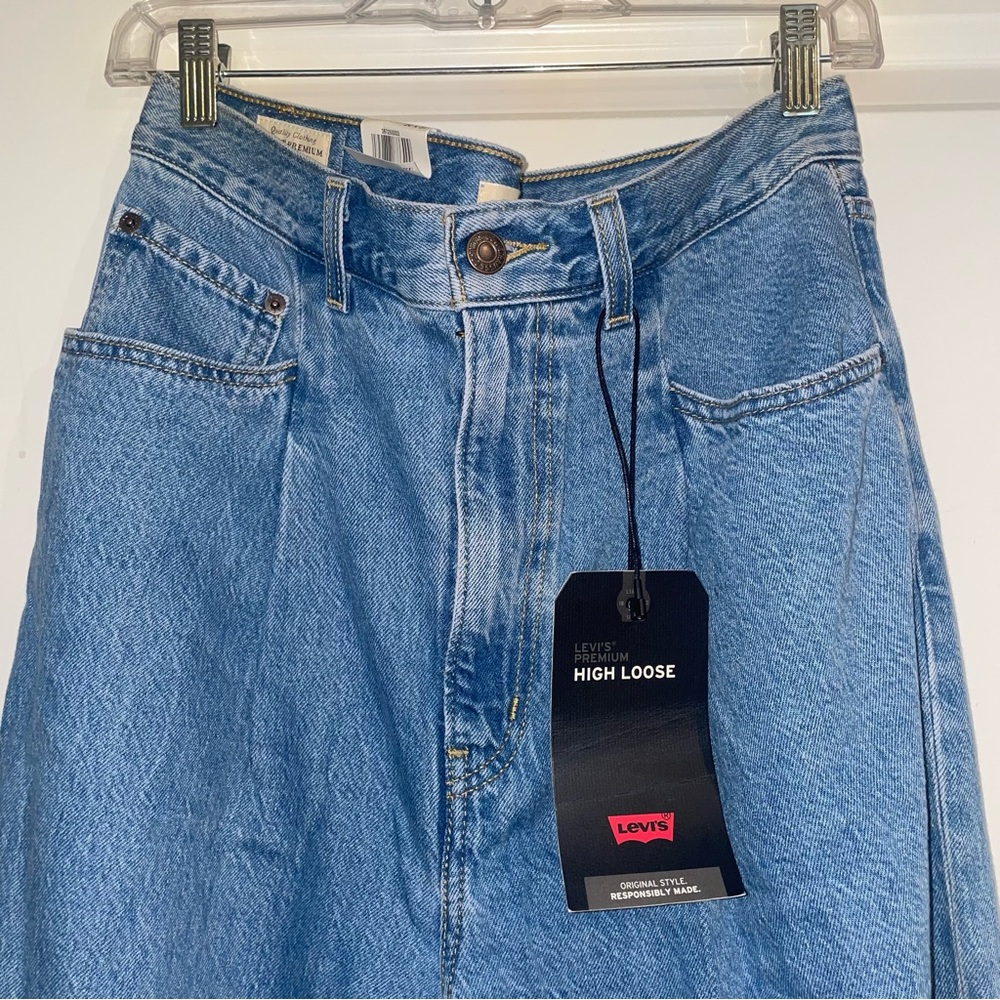 LEVI’S TAILORED HIGH LOOSE WOMEN'S JEANS